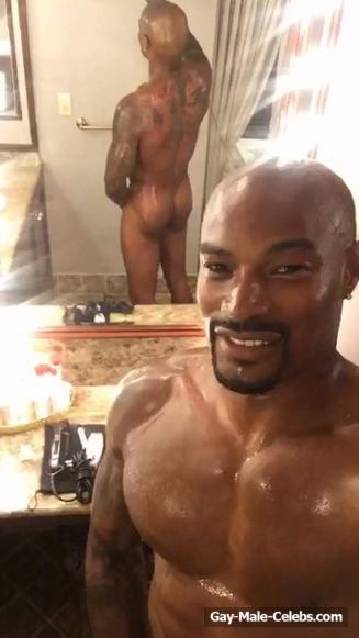 Tyson Beckford Showing Off His Nude Muscle Ass The Men Men