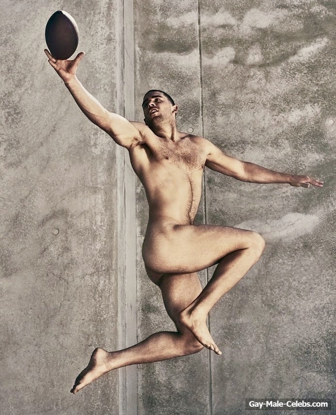 Zach Ertz Posing Absolutely Naked For ESPN Gay Male Celebs