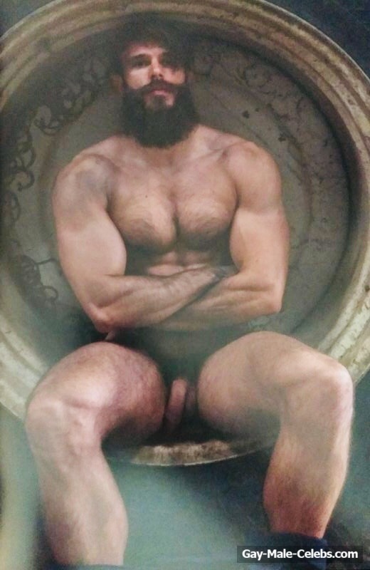 Free Sport Model Killian Belliard Exposing His Huge Cock Gay