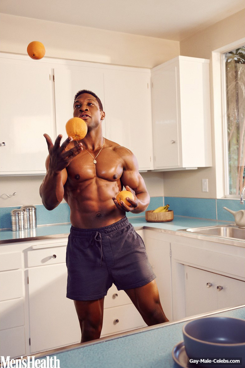 Jonathan Majors Shows His Shirtless Muscle Body Gay Male Celebs