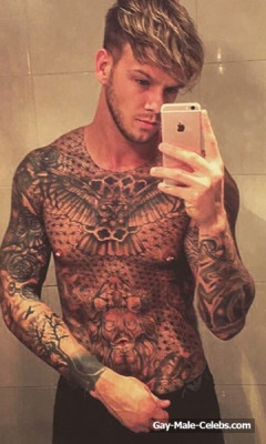 X-Factor Star Ellis Lacy Leaked Nude Selfie