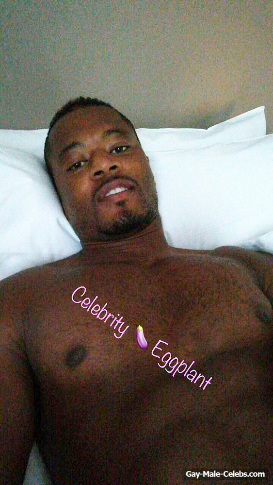 French International Footballer Patrice Evra Nude Leaked Selfie