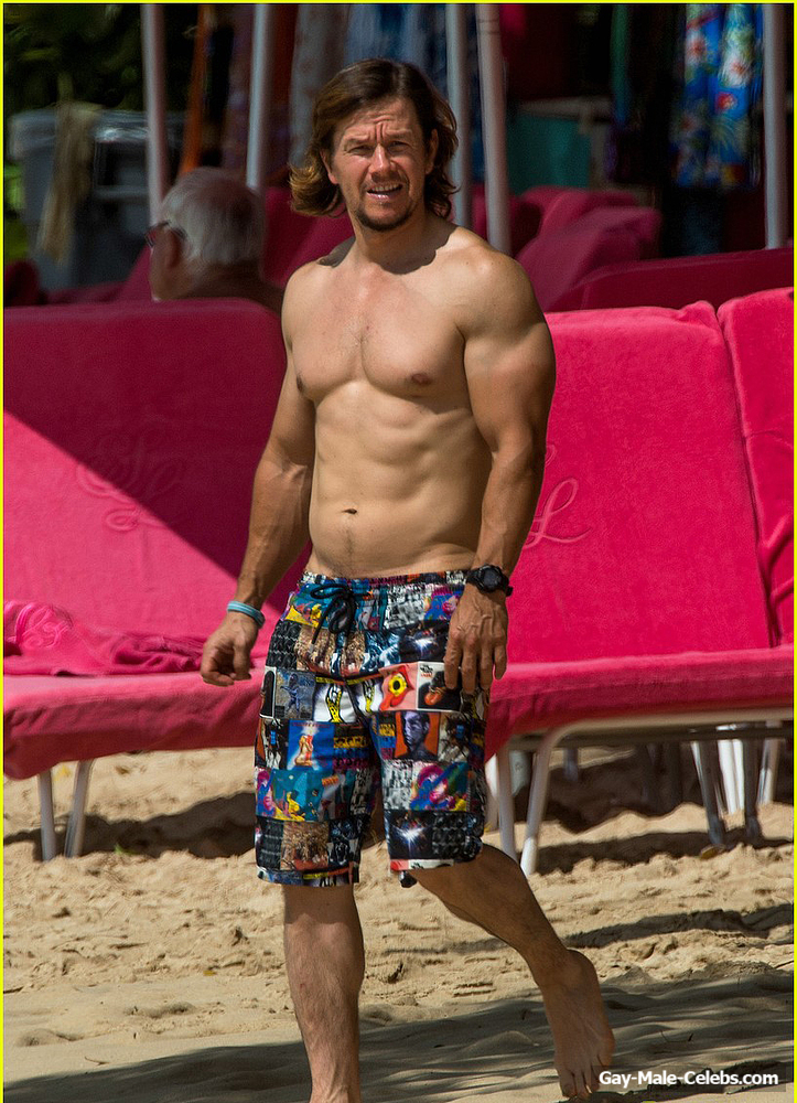 Mark Wahlberg Paparazzi Shirtless Beach Photos