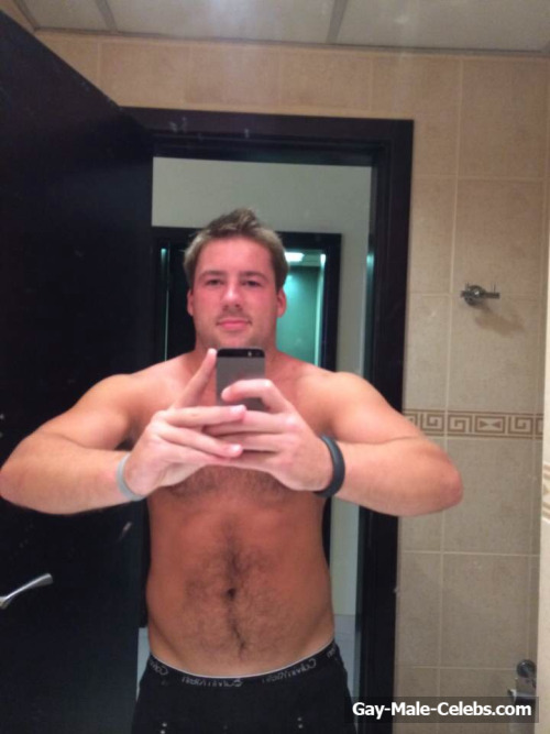 Rugby Star Tom Kinsey Leaked Cock and Asshole Selfie