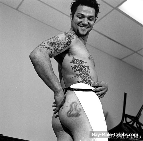 Bam Margera Nude and Shooting His Cock pic