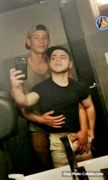 Jc Mounduix Leaked Nude and Gay Kiss Selfie