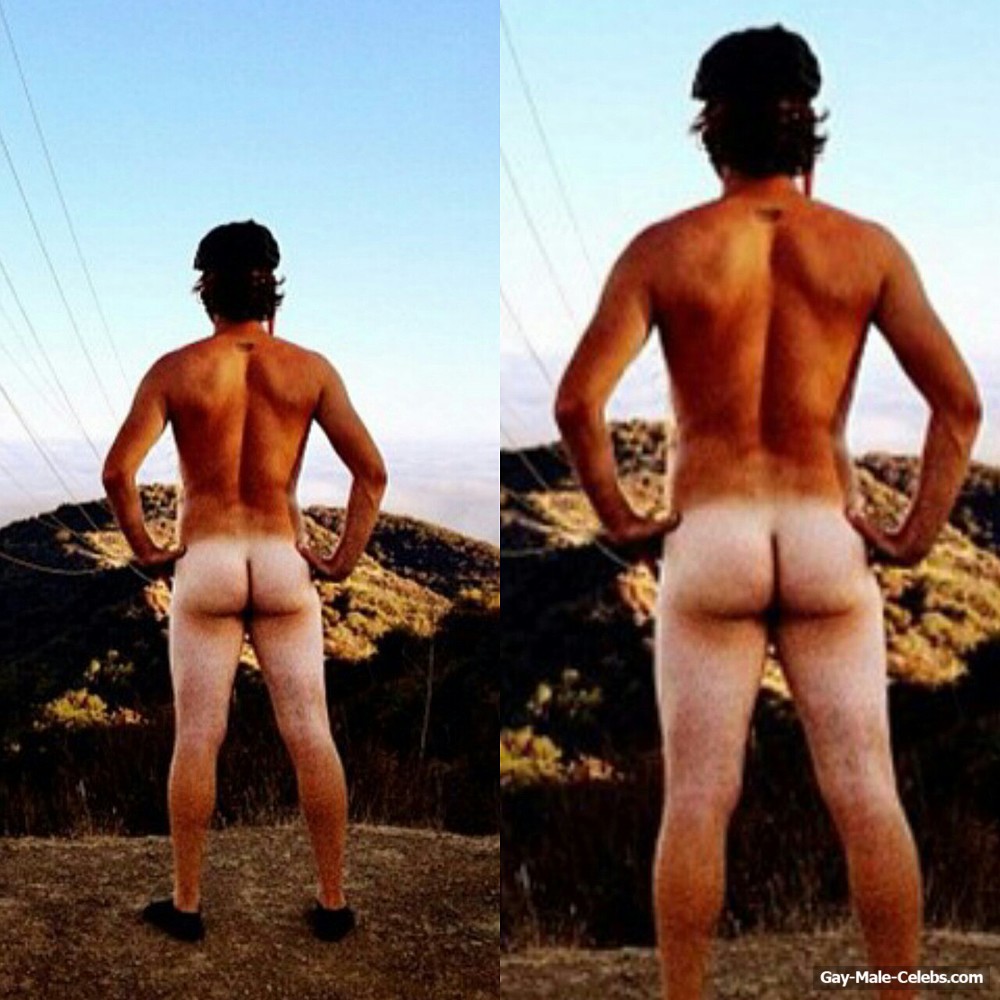 American actor Oliver Hudson Shows His Nude Butt.