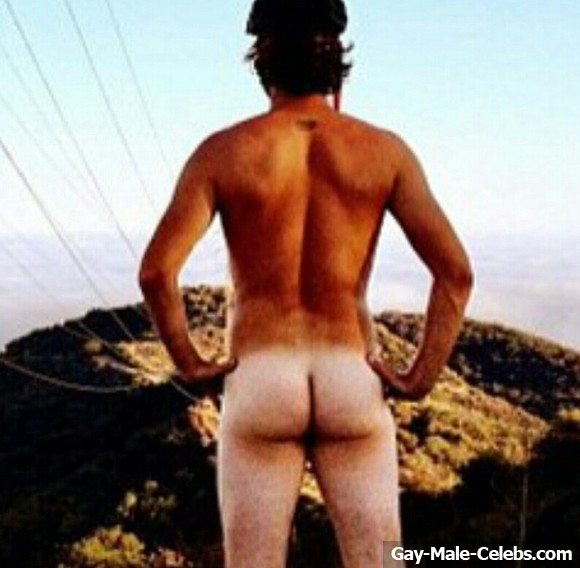 Oliver Hudson Nude