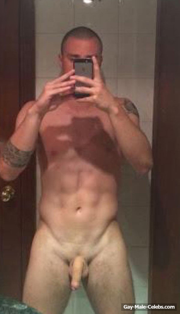 Colombian Football Player Andres Correa Leaked Nude Selfie