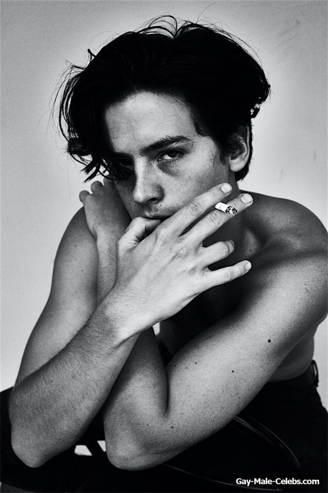 Cole Sprouse Sexy Shirtless Photoshoot