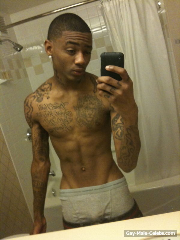 Soulja Boy Leaked Frontal Nude and Underwear Selfie