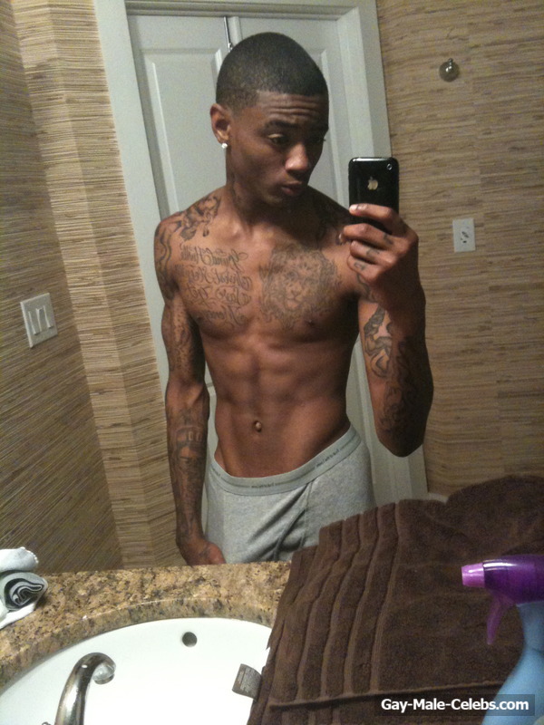 Soulja Boy Leaked Frontal Nude and Underwear Selfie