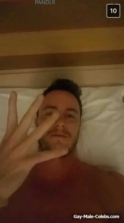 Ryan Kelley Leaked Erection Cock Selfie