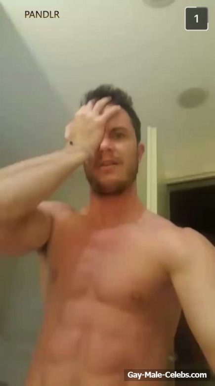 Ryan Kelley Leaked Erection Cock Selfie