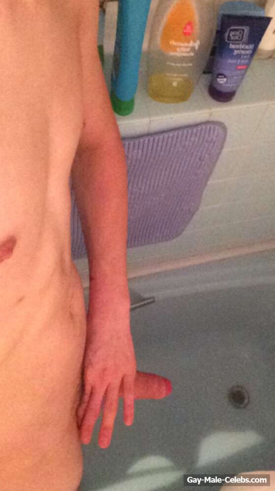 The X Factor UK Star Giles Potter Leaked Frontal Nude Selfie