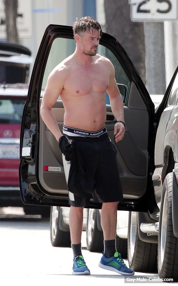 Josh Duhamel Paparazzi Shirtless Sexy Photos