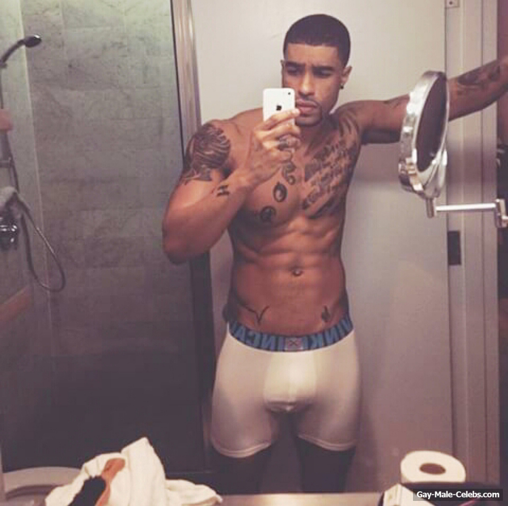 Alvester Martin Underwear Selfie and Posing Naked