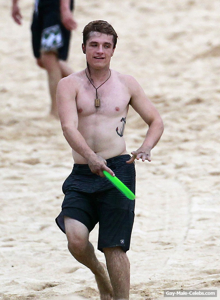 Hollywood Male Star Josh Hutcherson Leaked Nude and Sexy Photos