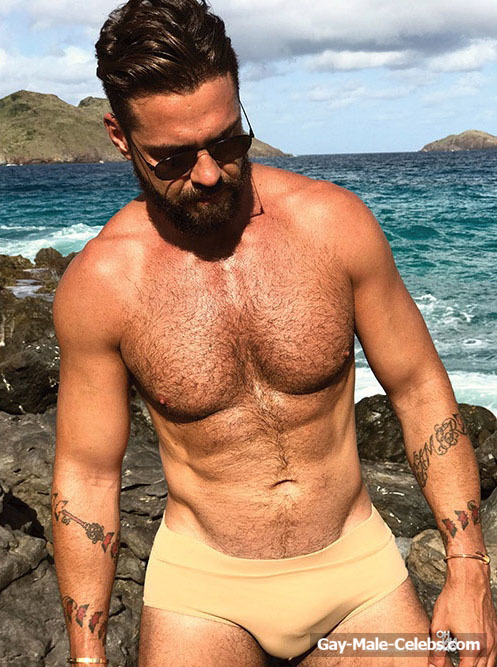 Marc Jacobs’ Ex Lorenzo Martone Showing His Great Nude Butt