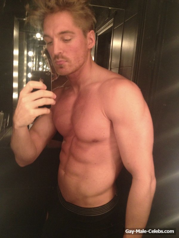 Dhani Lennevald Leaked Nude Selfie Mirror Photos