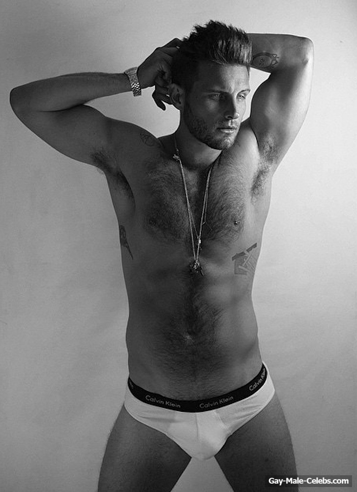 Nico Tortorella Nude and Underwear Photos