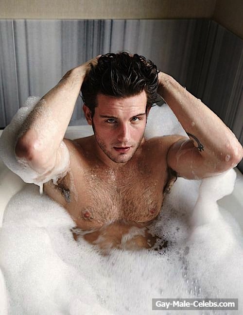 Nico Tortorella Nude and Underwear Photos