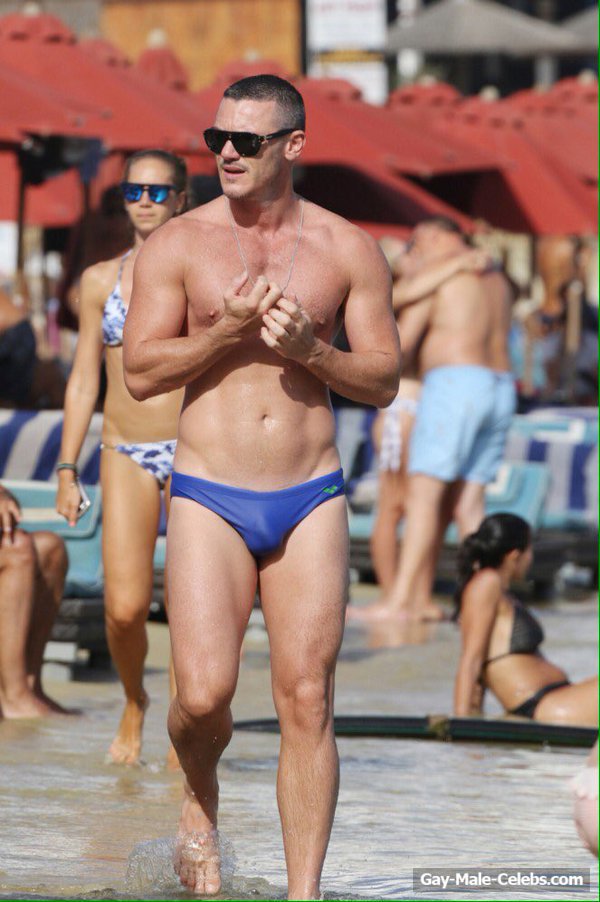 Luke Evans Underwear And Huge Bulge Photos Gay Male