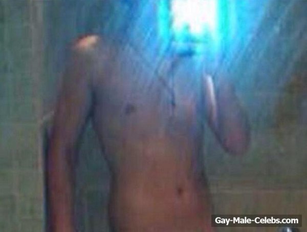 Harry Styles Leaked Frontal Nude and Sexy Photos