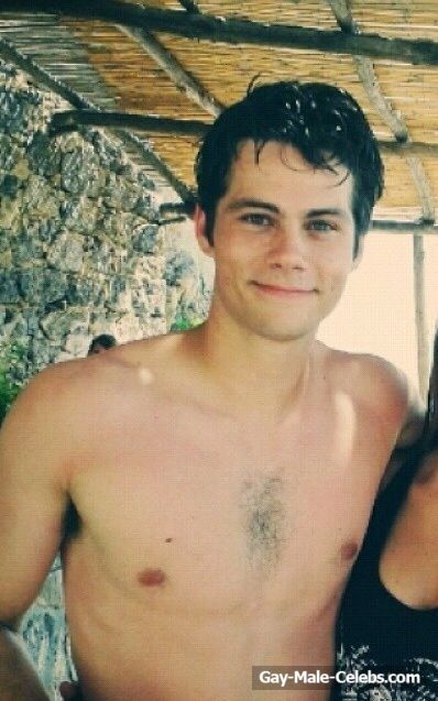 Dylan Obrien Shirtless and Bulge Sexy Photos