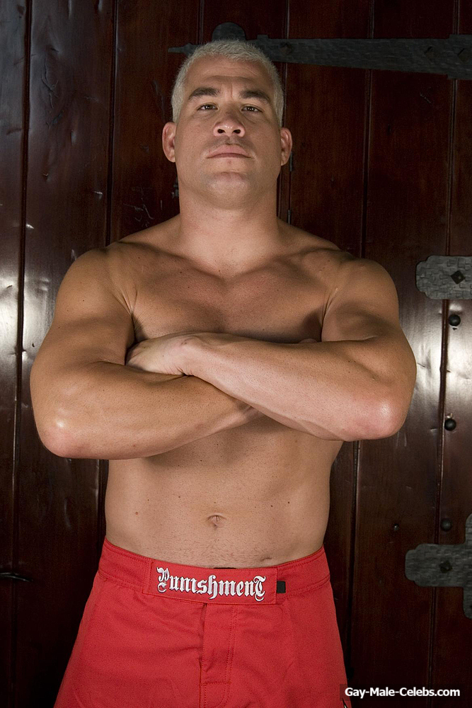 WWE Star Tito Ortiz Leaked Frontal Nude Selfie