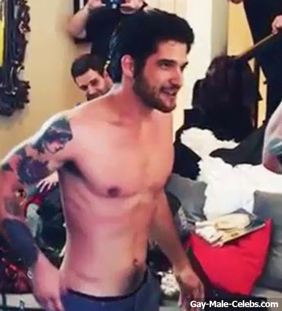 Tyler Posey Nude