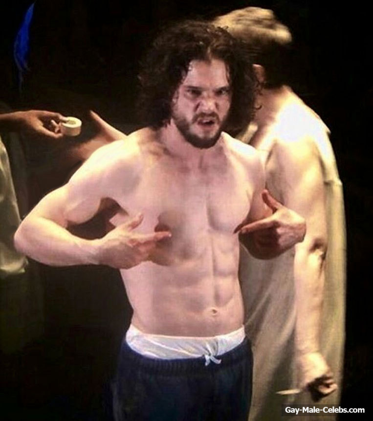 Kit Harington Nude and Sexy Photos