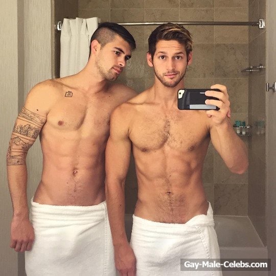 Max Emerson Nude and Underwear Selfie