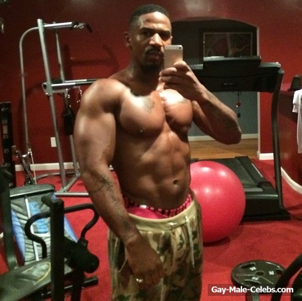 American Musician Stevie J Leaked Frontal Nude Photos Gay Male