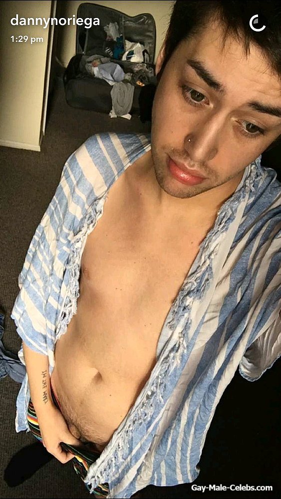 Adore Delano (Daniel Anthony Noriega) Leaked Nude Selfie