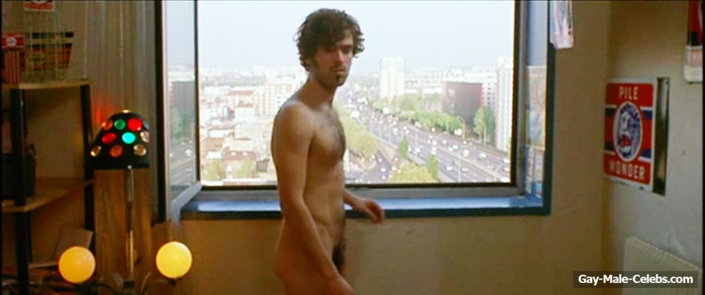 Romain Duris Shows Nice Bush And Dick From The Film Exils