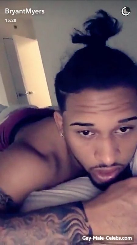 Bryant Myers Shows Off Huge Bulge In A Tight Underwear