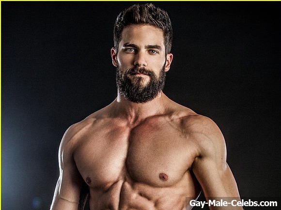 Brant Daugherty Nude