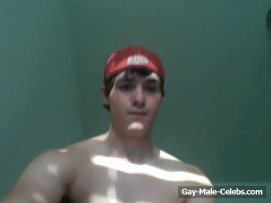 Vlogger On YouTube Zach Garcia Leaked Nude Jerk Off Video