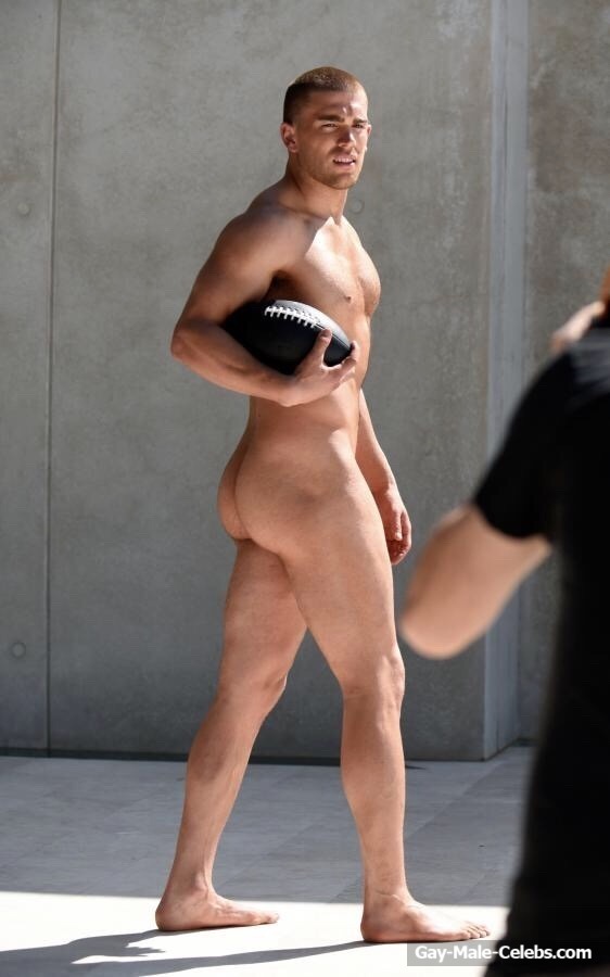 Zach Ertz Posing Absolutely Naked For ESPN