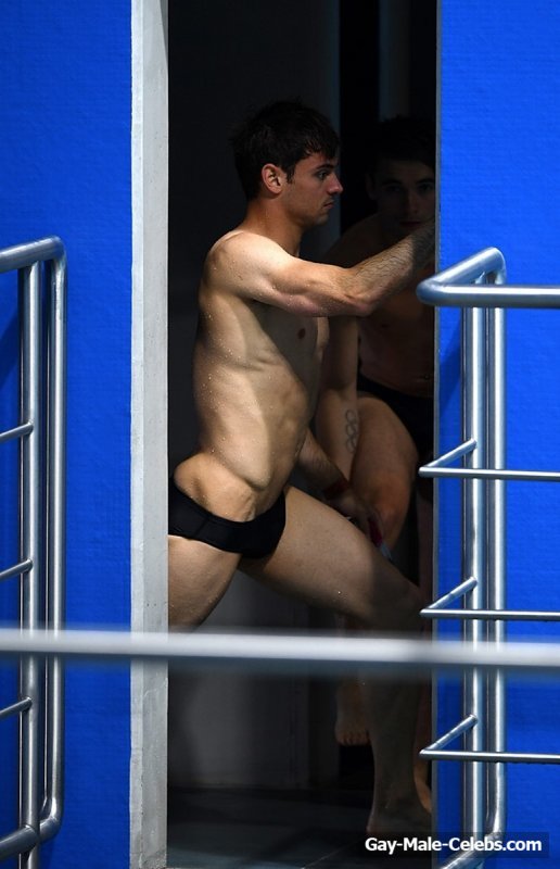 Tom Daley Paparazzi Sexy Photos