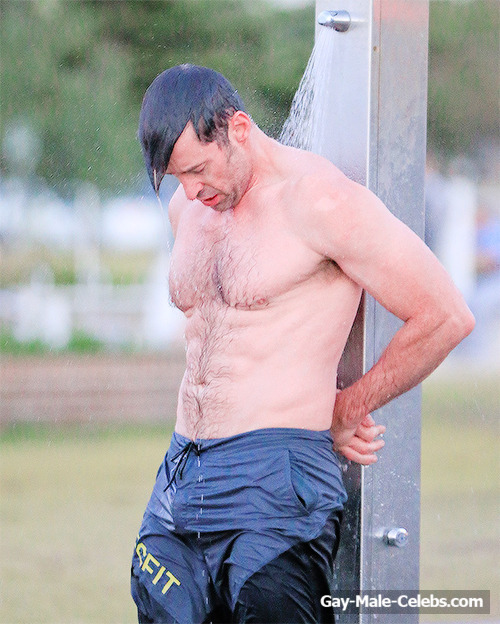 Hugh Jackman Paparazzi Sexy Photos