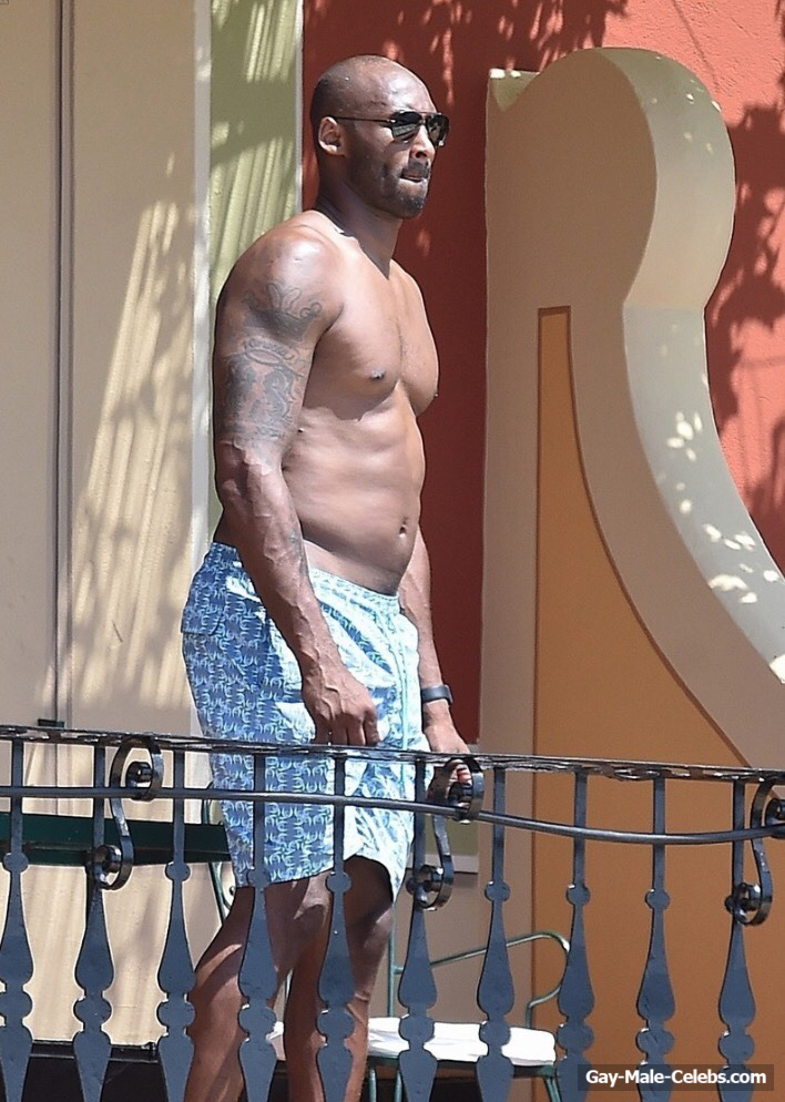 Kobe Bryant Shirtless Photos