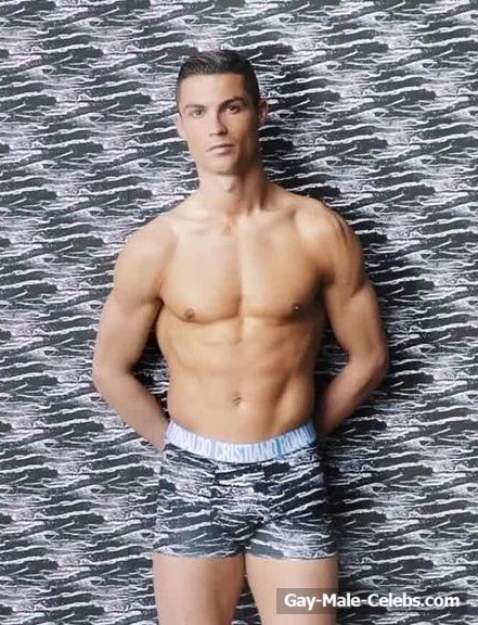 Cristiano Ronaldo Shirtless And Underwear Photos
