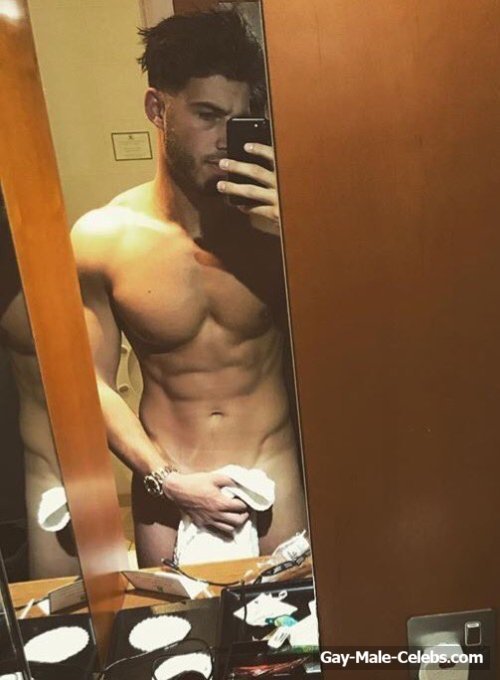 Joshua Ritchie New Nude Selfie Photos