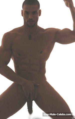 English Actor Marcus Patrick Posing Completely Nude