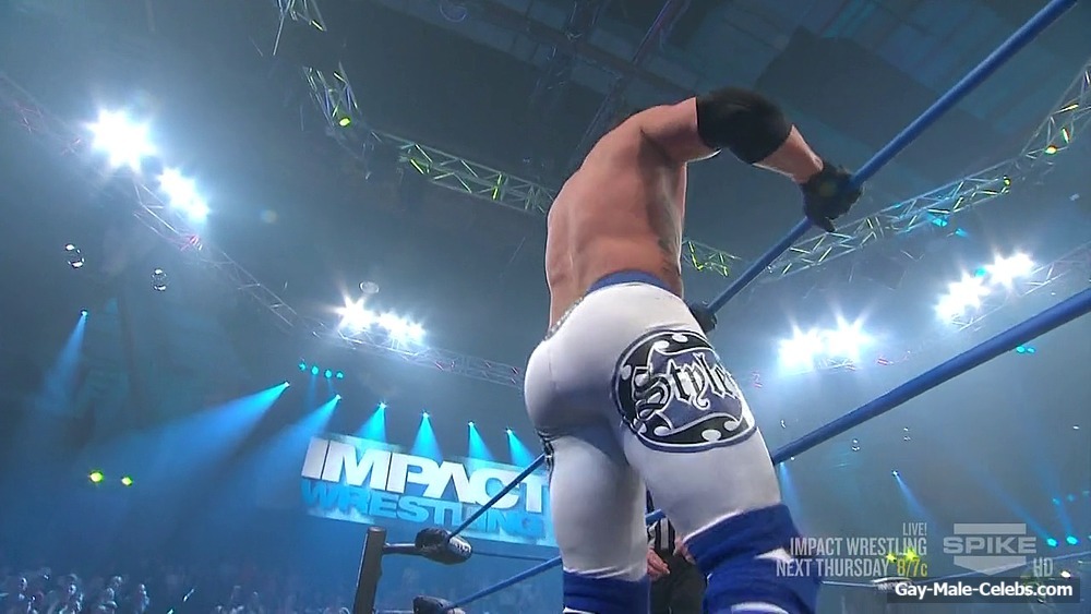 AJ Styles Huge Bulge Photos - Gay-Male-Celebs.com