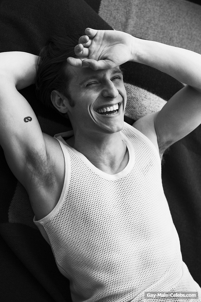 Jamie Bell Looking Sexy While Posing Shirtless