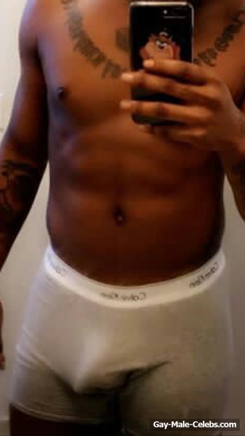 Zell Swag Nude And Huge Bulge Photos