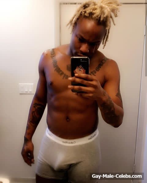 Zell Swag Nude And Huge Bulge Photos